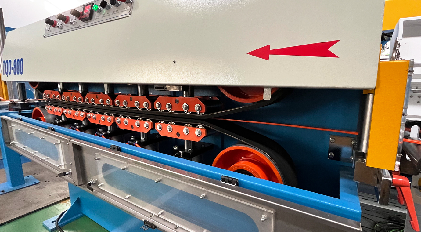 Busbar insulated wire extrusion production line