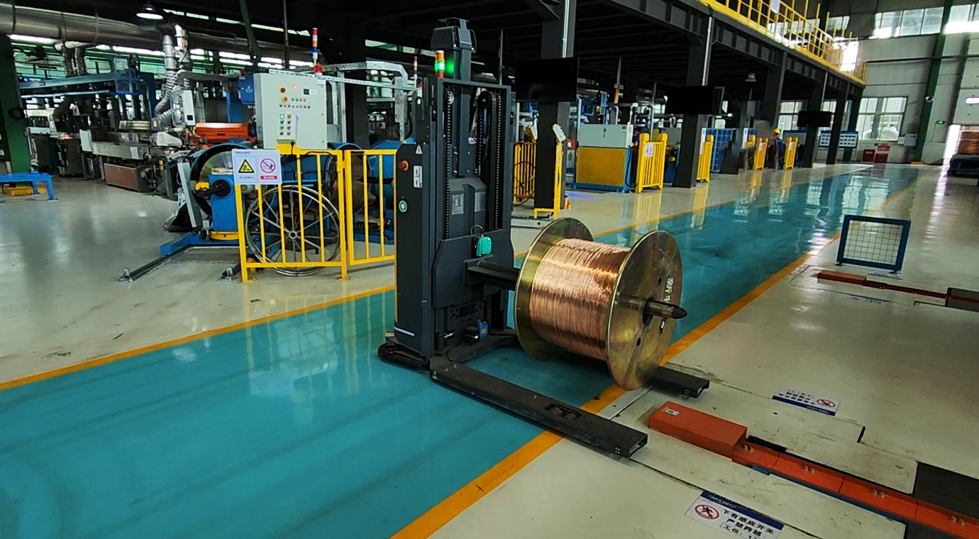 Wire drawing machine tandem high-speed insulation intelligent extrusion production line